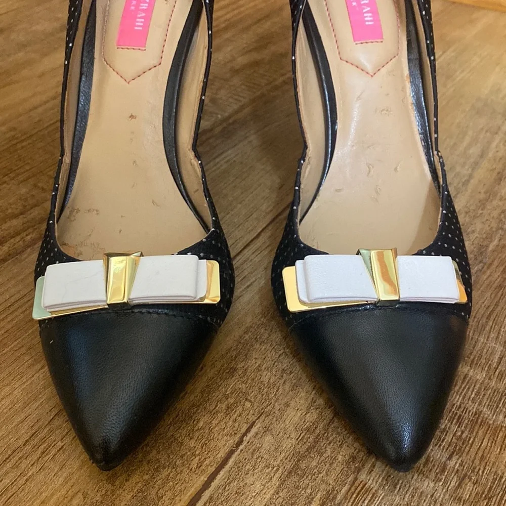 Isaac Mizrahi New York black & white polka dot heels bow embellishment size 6